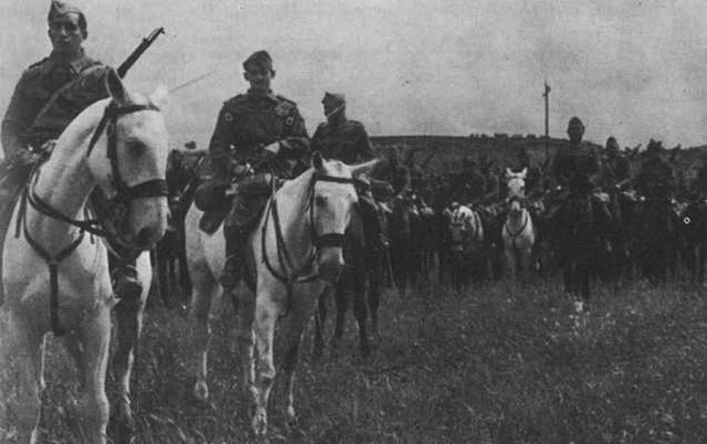 10-columna-de-caballeria-del-general-monasterio