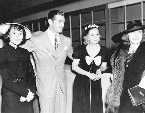 luise-rainer-clark-gable-jean-harlow-norma-shearer-classic-movies-29852725-475-372-1